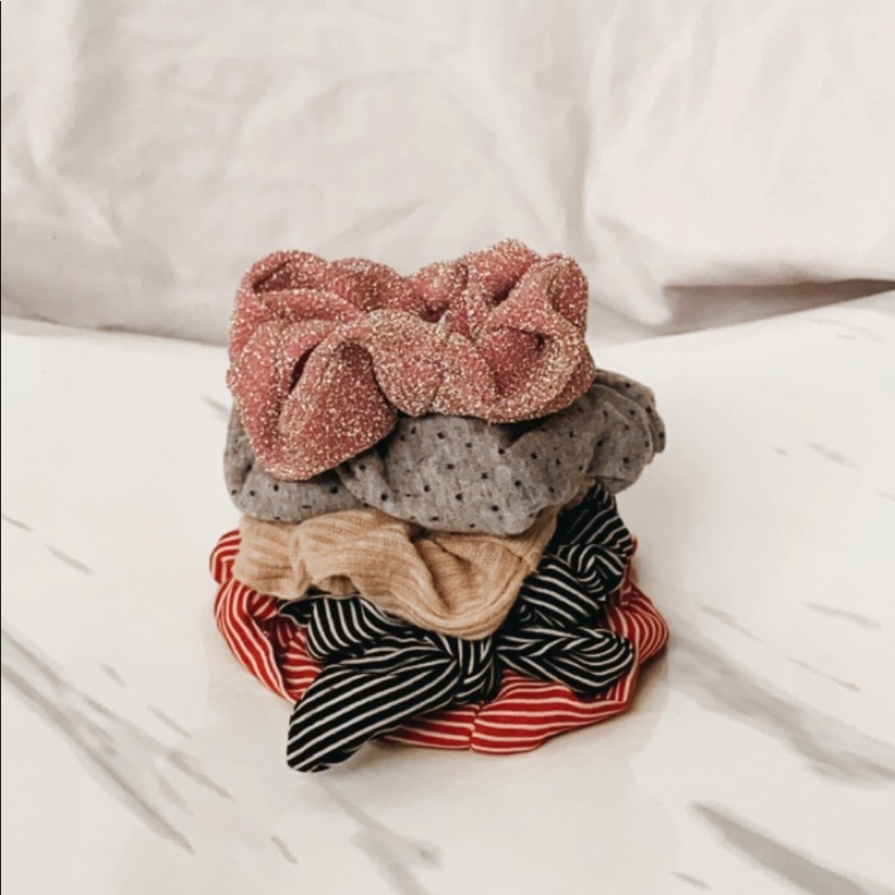 *BUNDLE* Cute VSCO girl scrunchies